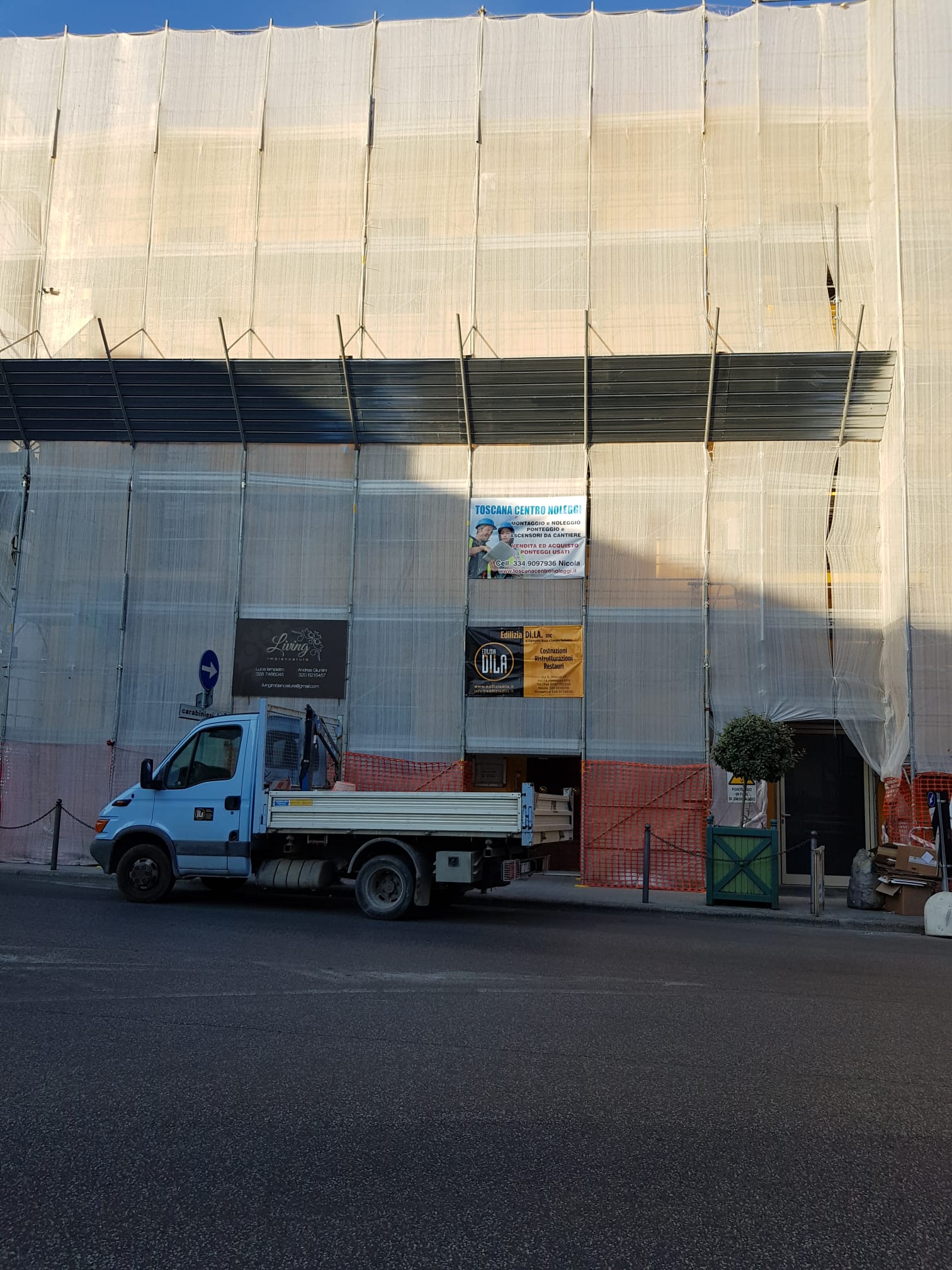 Restauro in piazza a Ponsacco